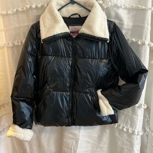 Levi’s shiny black puffer